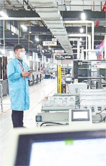 长江日报 武汉将建100家智能工厂